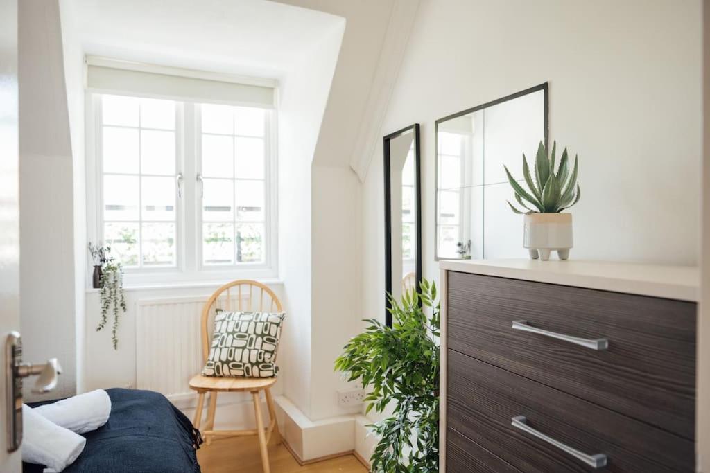 Charming 2 Bedroom Flat In The Heart Of Kings Cross, London Eksteriør bilde