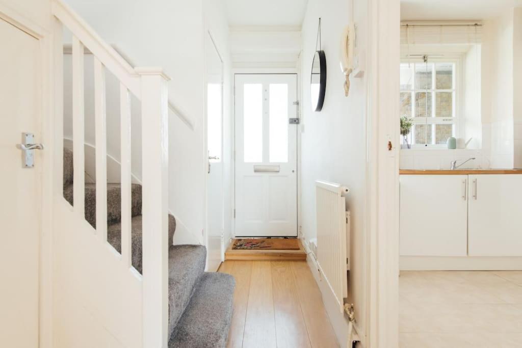 Charming 2 Bedroom Flat In The Heart Of Kings Cross, London Eksteriør bilde