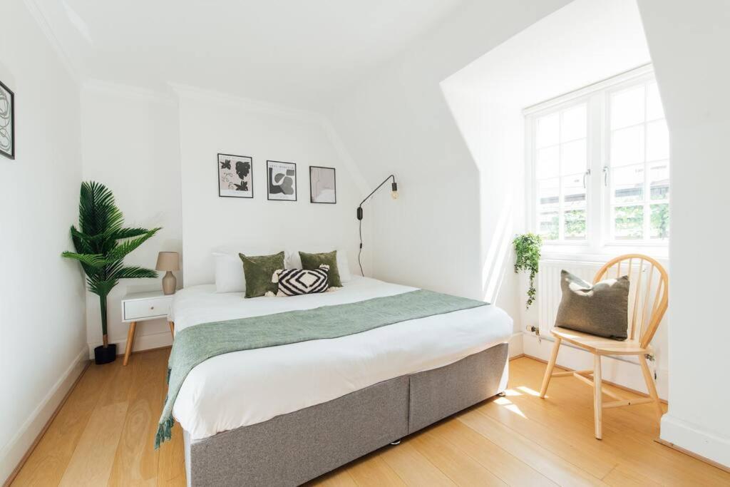 Charming 2 Bedroom Flat In The Heart Of Kings Cross, London Eksteriør bilde