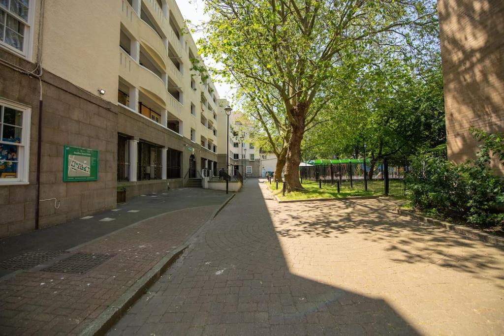 Charming 2 Bedroom Flat In The Heart Of Kings Cross, London Eksteriør bilde
